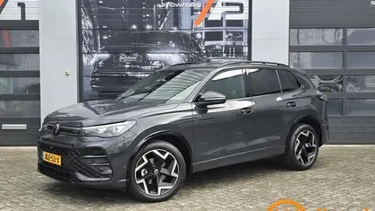 Occasion 2024 VW Tiguan R-line Edition SUV | € 44.850 (Eerlijke prijs)