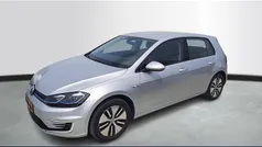 Reflexzilver metallic Gebruikt 2020 VW e-Golf Hatchback | € 13.750 (Eerlijke prijs)