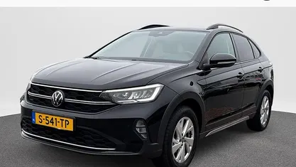 Zwart Gebruikt 2023 VW Taigo Business SUV | € 24.700 (Eerlijke prijs)