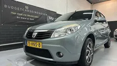 Blauw Gebruikt 2009 Dacia Sandero Lauréate Hatchback | € 2.395 (Eerlijke prijs)