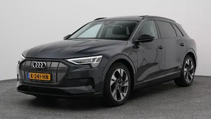 Occasion 2020 Audi e-tron Comfort SUV | € 22.900 (Super prijs)