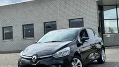 Zwart Gebruikt 2017 Renault Clio IV LIMITED Hatchback | € 8.499 (Eerlijke prijs)