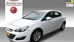 Wit Gebruikt 2015 Opel Astra Hatchback | € 8.500 (Goede deal)