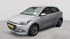Zilver Gebruikt 2015 Hyundai i20 Coupé | € 8.250 (Eerlijke prijs)