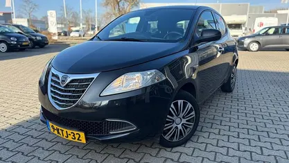 Occasion 2013 Lancia Ypsilon Gold Hatchback | € 6.745 (Eerlijke prijs)