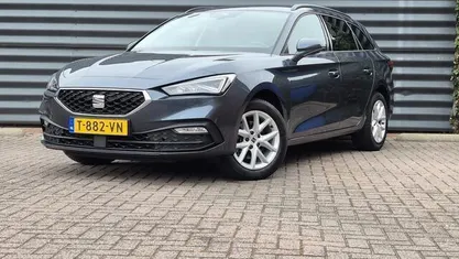 Occasion Seat Leon Business 110 PK (80 kW) 2022 Grijs Stationwagen