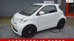 Wit Gebruikt 2009 Toyota iQ Comfort Hatchback | € 3.250 (Eerlijke prijs)