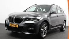 Gebruikt 2020 BMW X1 Sport Line SUV | € 28.690 (Eerlijke prijs)