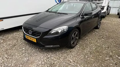 Occasion 2014 Volvo V40 Momentum Hatchback | € 3.350 (Super prijs)