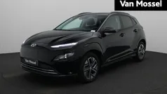Zwart Gebruikt 2023 Hyundai Kona SUV | € 22.400 (Eerlijke prijs)