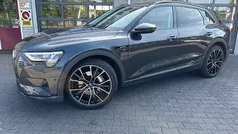 Grijs Gebruikt 2020 Audi e-tron Business SUV | € 26.850 (Super prijs)