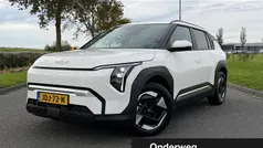 Wit Nieuw 2025 Kia EV3 4 SUV | € 44.082 (Eerlijke prijs)