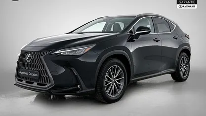 Zwart Occasion 2022 Lexus NX450h+ Launch Edition SUV | € 49.950 (Eerlijke prijs)