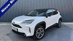Wit Gebruikt 2023 Toyota Yaris Cross Executive SUV | € 28.950 (Eerlijke prijs)