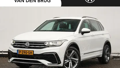 Wit Occasion 2022 VW Tiguan R-line SUV | € 32.195 (Eerlijke prijs)