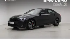 Zwart Gebruikt 2025 BMW 320e M Sport Sedan | € 43.895 (Super prijs)