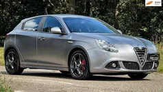 Grijs Gebruikt 2015 Alfa Romeo Giulietta Quadrifoglio Verde Hatchback | € 19.899 (Eerlijke prijs)