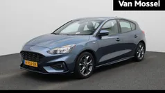 Blauw Gebruikt 2020 Ford Focus Business Edition Hatchback | € 16.945 (Eerlijke prijs)