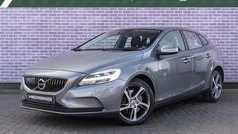 Gebruikt 2018 Volvo V40 Inscription Stationwagen | € 17.399 (Eerlijke prijs)