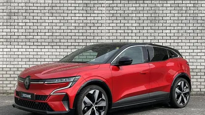Occasion 2022 Renault Megane E-Tech Techno Hatchback | € 23.195 (Eerlijke prijs)