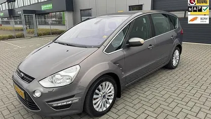 Bruin Gebruikt 2014 Ford S-MAX Titanium MPV | € 6.999 (Eerlijke prijs)