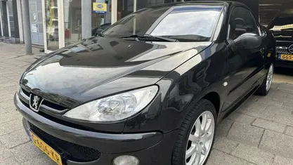 Occasion Peugeot 206 CC 136 PK (100 kW) 2004 Cabriolet