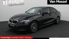 Zwart Gebruikt 2020 BMW 330e Executive Sedan | € 28.745 (Super prijs)