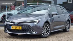 Gebruikt 2023 Toyota Corolla Edition Stationwagen | € 29.450 (Eerlijke prijs)