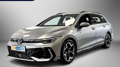 Occasion 2024 VW Golf VIII R-line Stationwagen | € 34.995 (Eerlijke prijs)