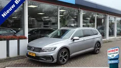 Gebruikt 2023 VW Passat Business Stationwagen | € 35.980 (Eerlijke prijs)