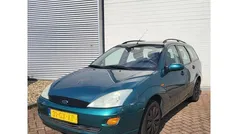 Groen Gebruikt 2001 Ford Focus Ambiente Stationwagen | € 399 (Goede deal)