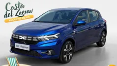 Blauw Gebruikt 2024 Dacia Sandero Comfort Hatchback | € 20.740 (Goede deal)