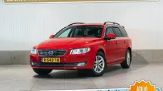 Rood Gebruikt 2015 Volvo V70 Dynamic Stationwagen | € 12.450 (Super prijs)