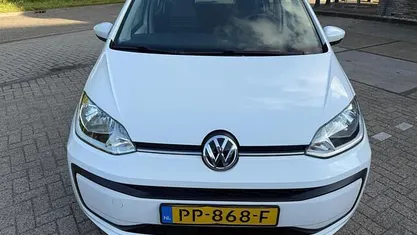 Occasion 2017 VW up! Move Hatchback | € 6.950 (Eerlijke prijs)
