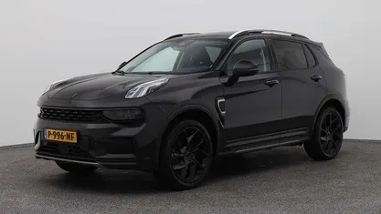 Zwart (metallic) Gebruikt 2022 Lynk & Co 01 SUV | € 20.400 (Eerlijke prijs)