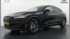 Zwart Gebruikt 2021 Ford Mustang Mach-E SUV | € 22.795 (Goede deal)