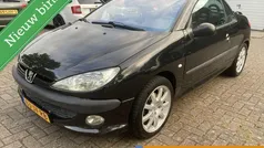 Zwart Gebruikt 2002 Peugeot 206 CC Cabriolet | € 850 (Eerlijke prijs)