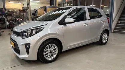 Grijs Occasion 2022 Kia Picanto Hatchback | € 13.650 (Eerlijke prijs)