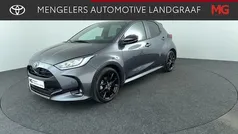 Grijs Gebruikt 2022 Toyota Yaris Executive Hatchback | € 25.950 (Eerlijke prijs)