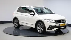 Wit Gebruikt 2022 VW Tiguan Business+ SUV | € 35.945 (Eerlijke prijs)