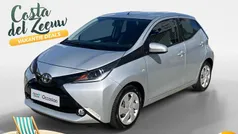 Grijs Gebruikt 2015 Toyota Aygo X-play Hatchback | € 6.950 (Eerlijke prijs)