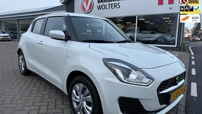 Occasion 2023 Suzuki Swift Comfort Hatchback | € 16.950 (Eerlijke prijs)