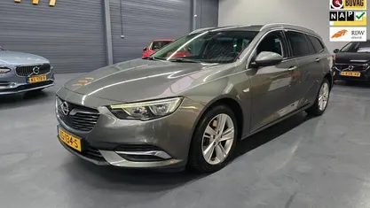 Grijs Gebruikt 2019 Opel Insignia Business Stationwagen | € 14.995 (Eerlijke prijs)