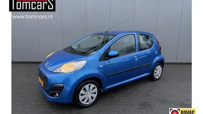 Blauw (metallic) Gebruikt 2012 Peugeot 107 Active Hatchback | € 4.850 (Eerlijke prijs)