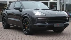 Zwart Gebruikt 2018 Porsche Cayenne Chrono SUV | € 51.940 (Goede deal)