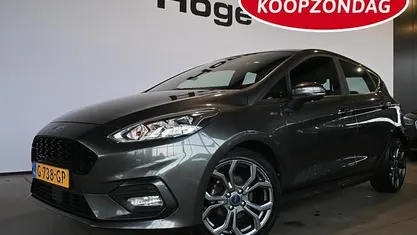Grijs (metallic) Gebruikt 2019 Ford Fiesta ST-Line Hatchback | € 10.940 (Eerlijke prijs)