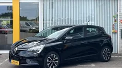 Gebruikt 2021 Renault Clio V Zen Hatchback | € 13.450 (Eerlijke prijs)