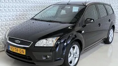 Zwart Gebruikt 2007 Ford Focus Stationwagen | € 1.999 (Goede deal)