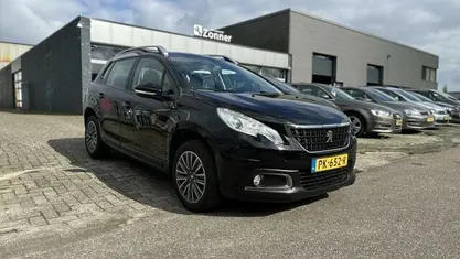Zwart Gebruikt 2016 Peugeot 2008 SUV | € 7.850 (Eerlijke prijs)