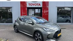 Groen Gebruikt 2024 Toyota Yaris Hybrid Edition Hatchback | € 26.349 (Eerlijke prijs)
